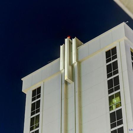 Mgm Signature-32-607 F1 Track & Strip View Balcony Las Vegas Buitenkant foto